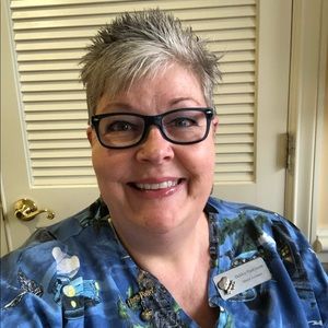 Meet your Posher, Deborah